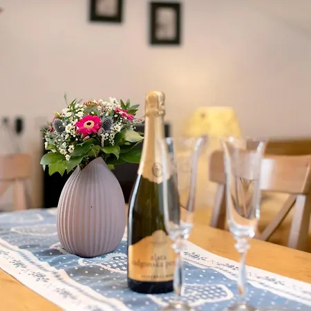 Apartment Haus Lowe 2 Stock Nr 5