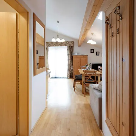 Haus Lowe 2 Stock Nr 5 Apartment